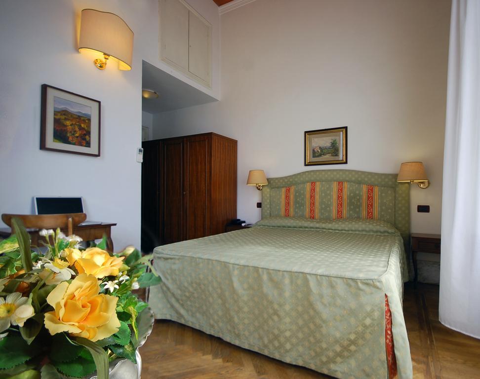 Hotel Ely Viareggio Værelse billede